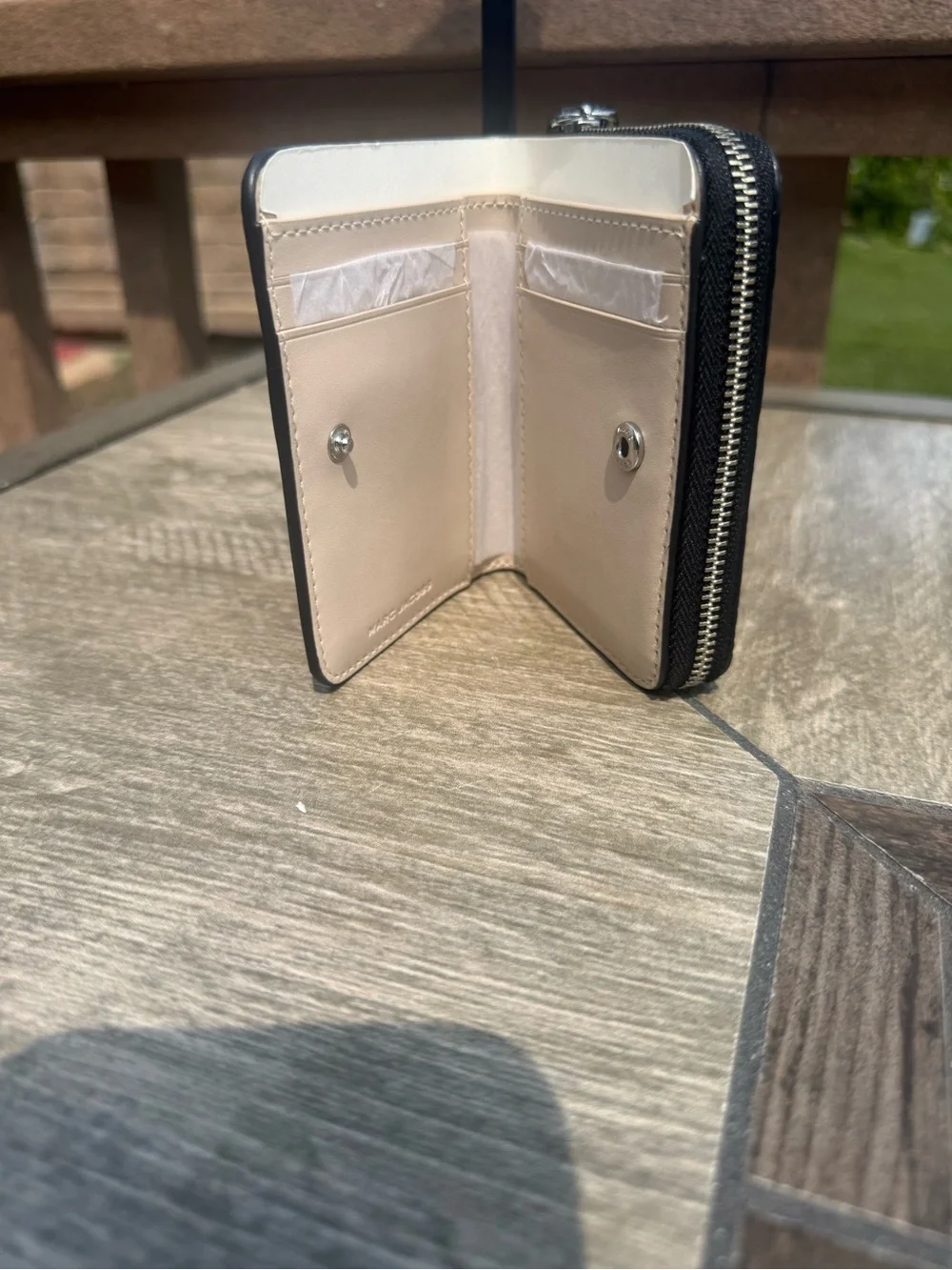NWT Marc Jacobs Sticker Mini Compact Wallet in White Leather